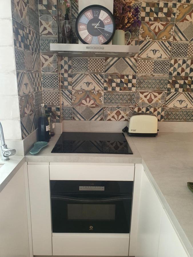 סביליה Beautiful Apartment With Terrace San Basilio מראה חיצוני תמונה
